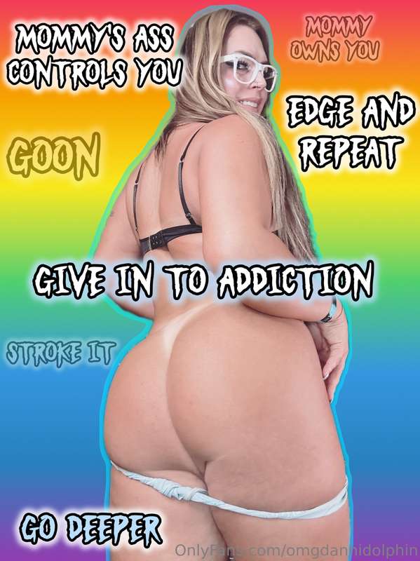 Come, let's dive into the filthiest desires, fucking Mummy's..
