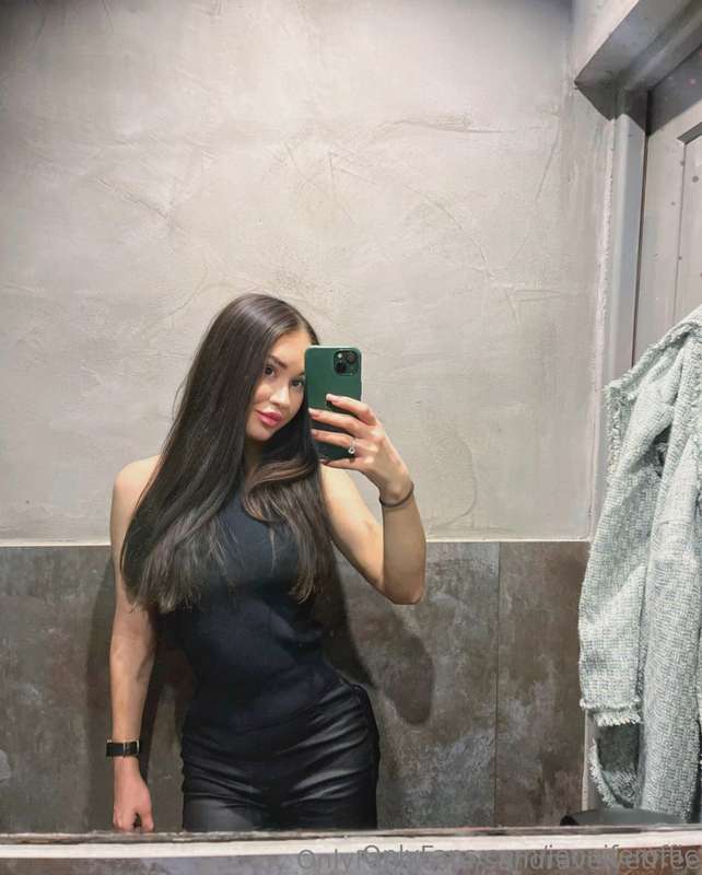 # 𝐅𝐑𝐄𝐄 𝐒𝐔𝐁👉 @sandravelvetfree🙈🔞Gorgeous 🌸 for your hot desir..