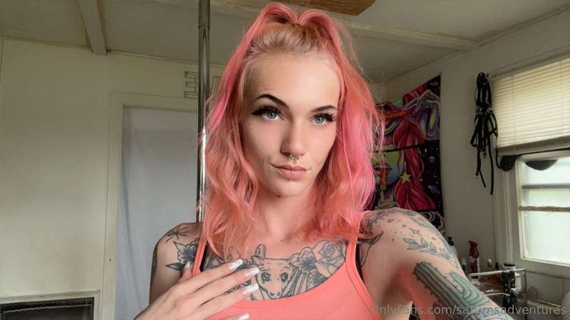 I hope everyone’s having a great day 🥰💕