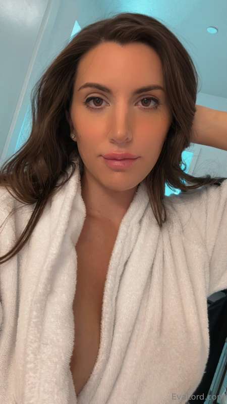 Clean skin, dirty mind.. 😇