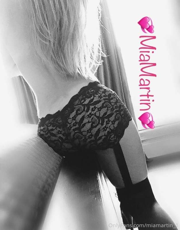 Happy Humpday sexy boys!!