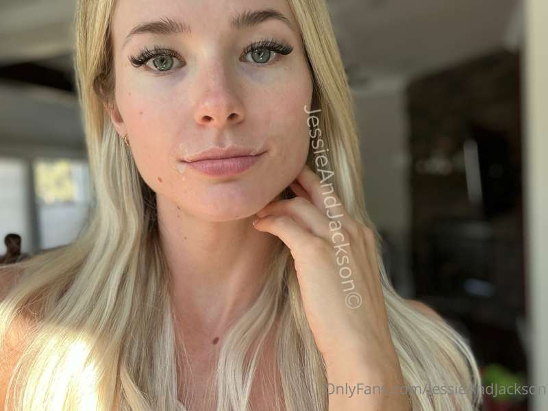 **Some pics of my facial this morning** 😍
-Jessie 2