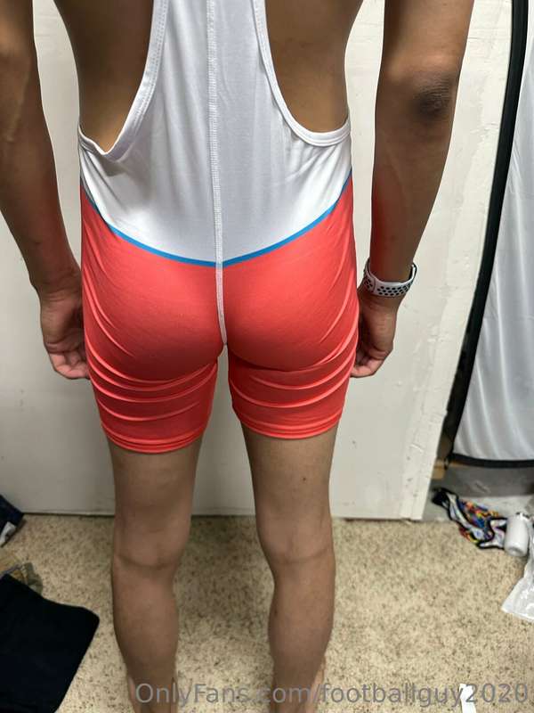 A NEW private - showing off a singlet!! 9