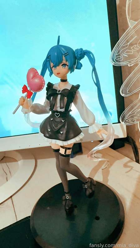 Mia_Dddd - Fansly - 03 Nov, 2024 3