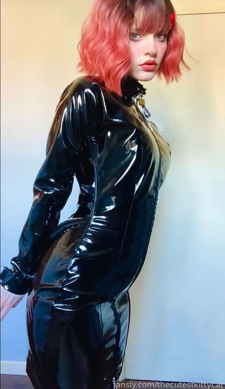 Thecutestkittycat - Fansly - 12 Nov, 2022 24