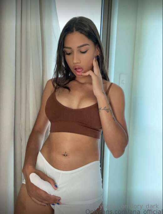 FREE SUBSCRIPTION 🫦The hottest girl with big tits @ana_offic..