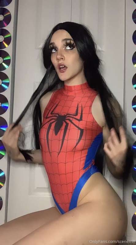 spideyslut 🕷❤️ 9