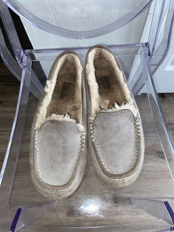 Worn shoe drop: -SHIPPING IN USA ONLY -dm me which pair you .. 21