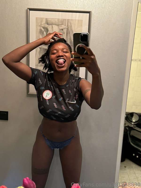 Hi babe My account is Free again 😘 1