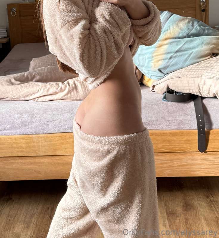 these pajamas are so cozy ☺️ 2