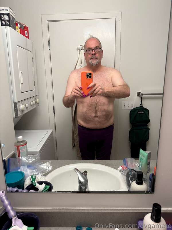 Hot and horny! See DMs for a photoset sans shorts!