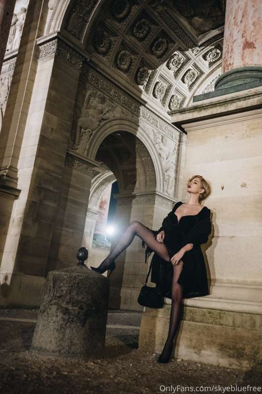What a night out in Paris looks like with me 2