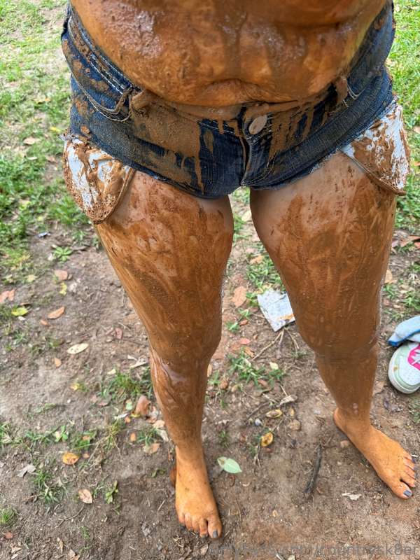 Was really muddy message me if u want the whole set with my ..