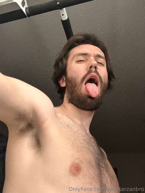 nothing like slowly edging a fat load out of your dick 🥴 dri.. 2