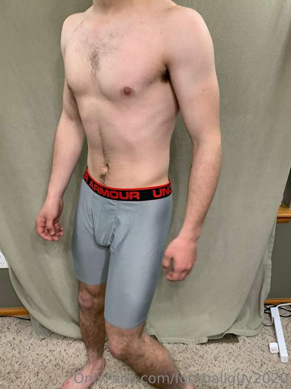 More undies pics from a photo shoot a while back - enjoy. Ca.. 5