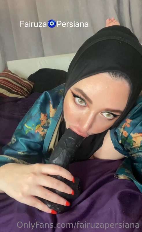 Fairuzapersiana - Onlyfans - 04 Sep, 2023