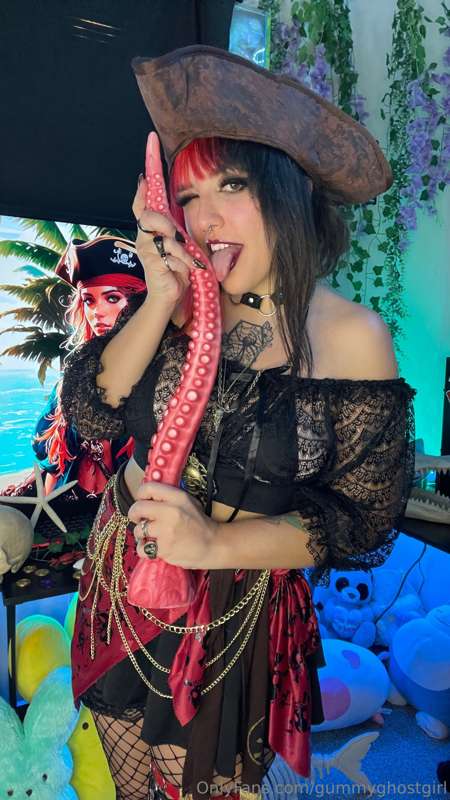 Pirate Gummy is gonna plunder all your cum 🏴‍☠️❤️ 25