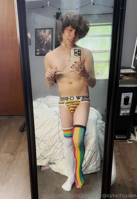 Happy pride month! 🏳️‍🌈🌈video coming tomorrow (; enjoy these.. 38