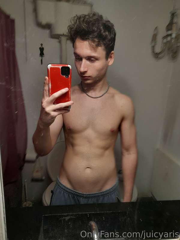 Would you like to see me full naked?🤭
