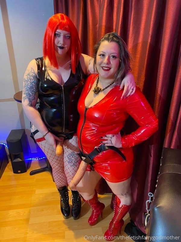 Had an amazing time filming with @dandysplayroom the other d.. 8
