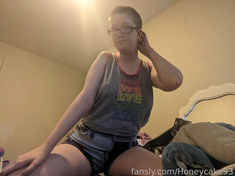 Honeycake93 - Fansly - 18 May, 2023 22
