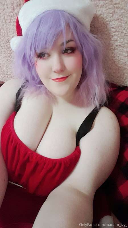 I'm your gift this year ;3 5