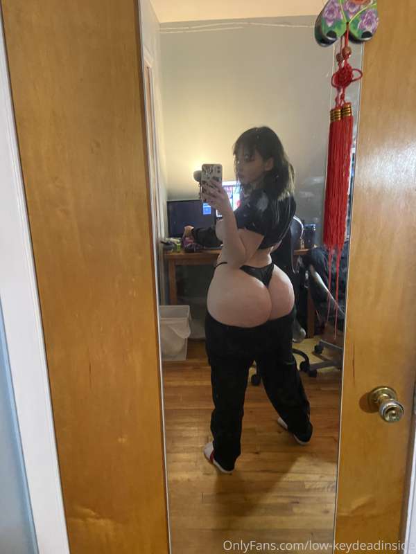 I’m in need of a spanking Daddy 🥰
