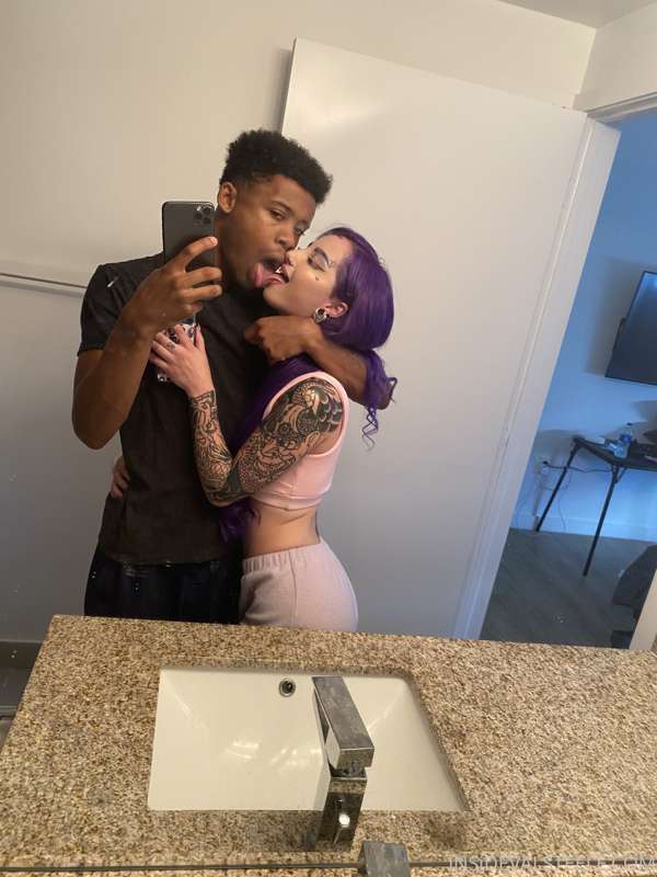 that one time @ruthlessxkid and i shot a porno in his bathro.. 7