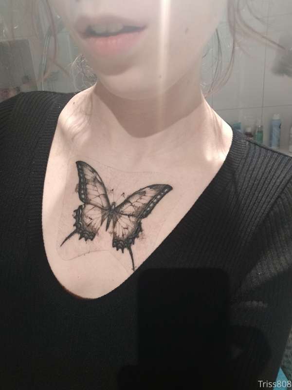 Hi everyone! ❤️

Soo like I said on tuesday I got tattooed a.. 5