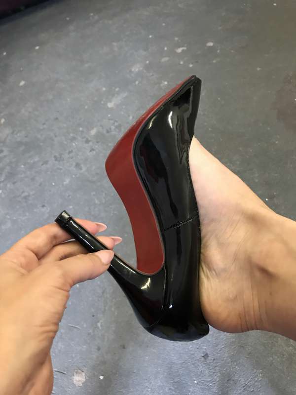 Red sole stilettos 3