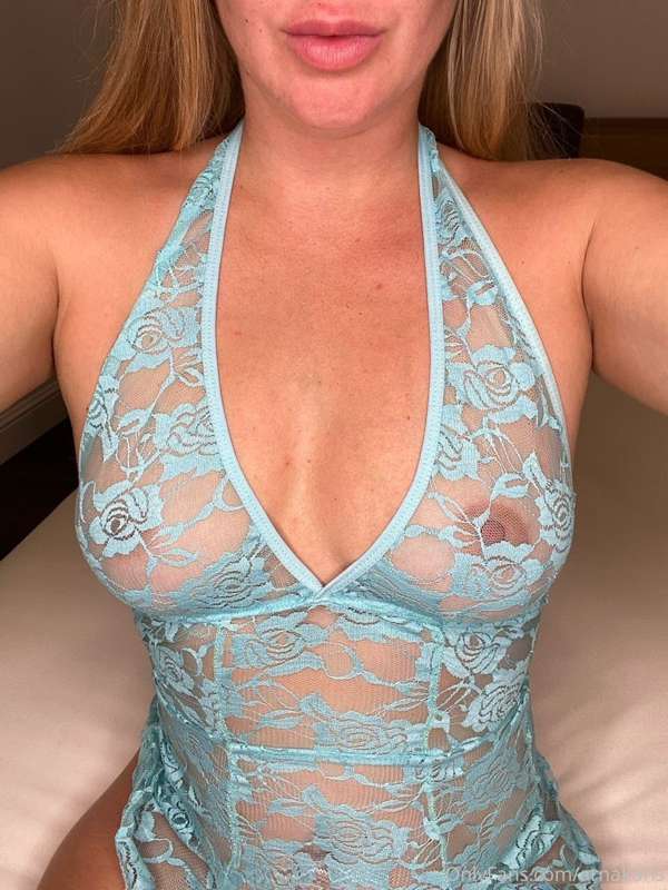 Do you like to see my tits? 💕