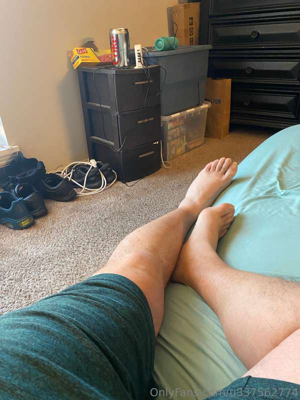 Pretty feet day