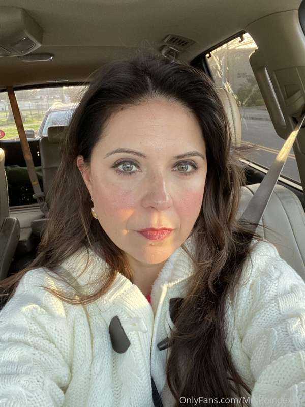 Just some heading to work pics!  I’ll post a few more sexy o.. 2