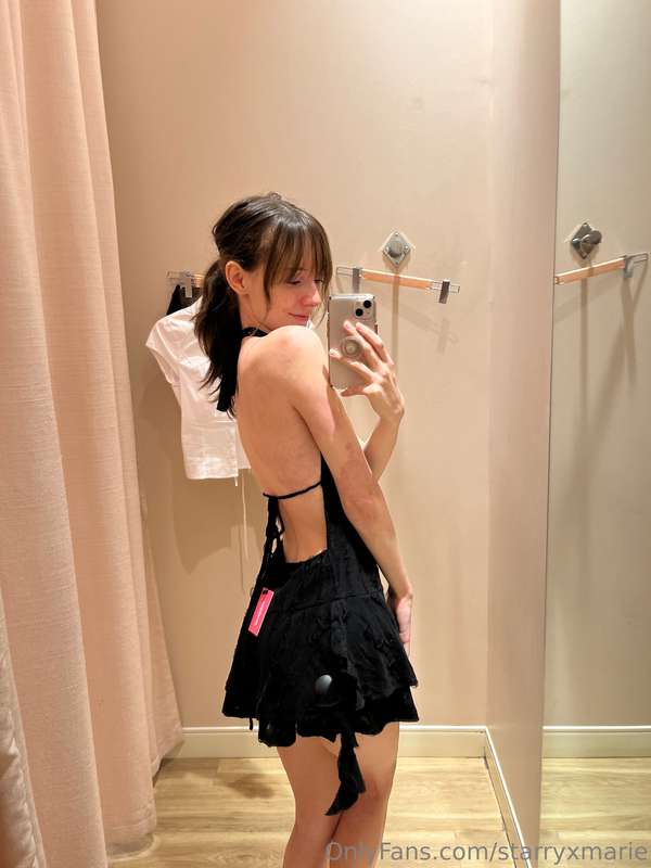 how are we feeling about this dress? kinda regret not buying.. 2