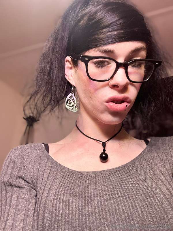 cum on my face🤍