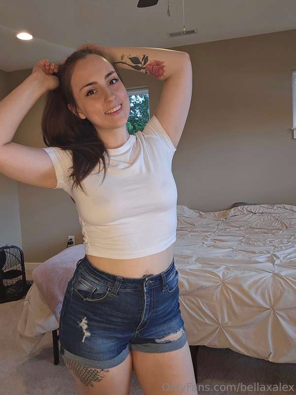 Boobs n booty 👀