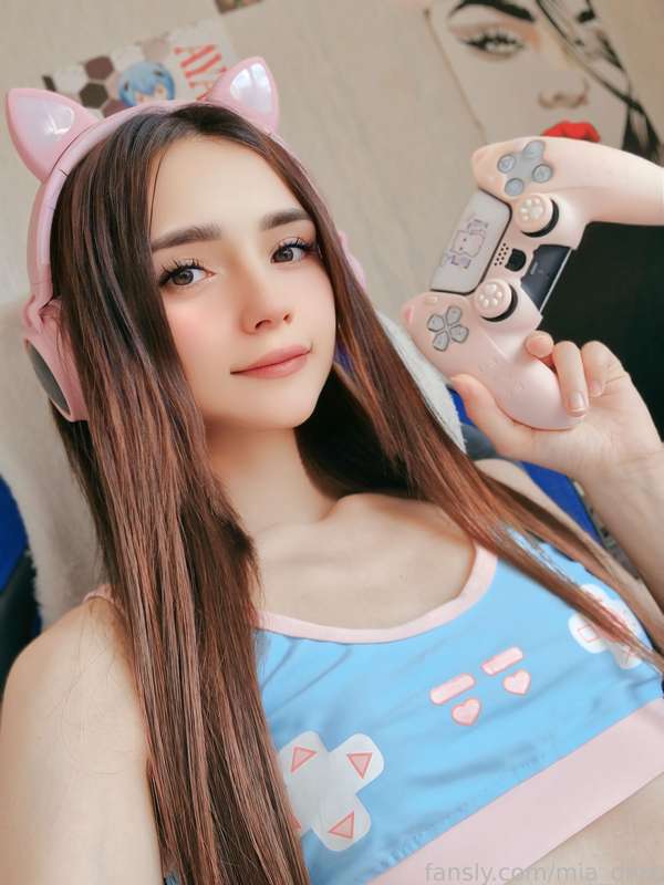 Mia_Dddd - Fansly - 25 Sep, 2024 10