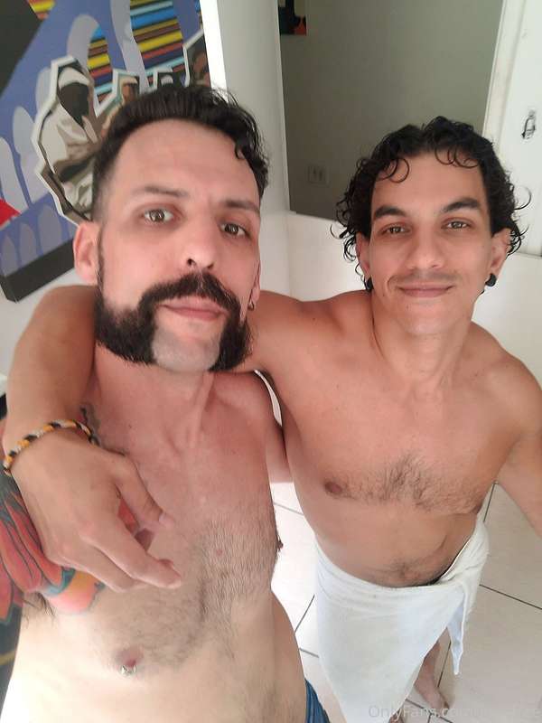 🇺🇲 I ran into @tworookies In Rio de Janeiro. Awesome video c..