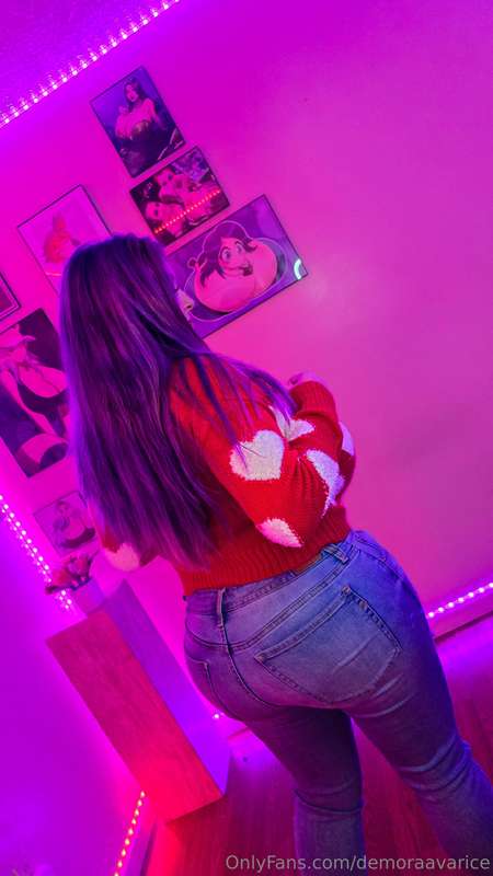 How do you all like my valentines day outfit? maybe next tim.. 7