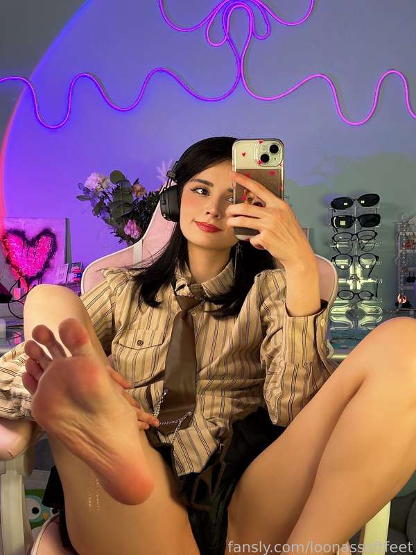 Loonassoftfeet - Fansly - 22 Jun, 2025 1