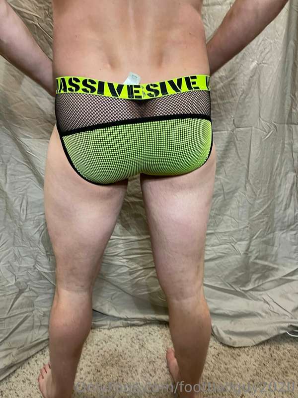 Sexy massive briefs! 4