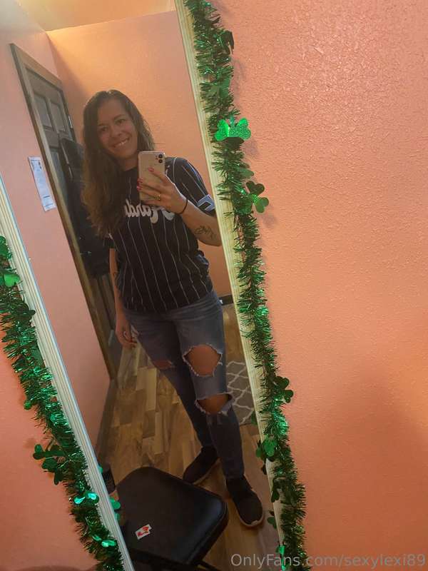 My favorite jersey and sunshine means happiness