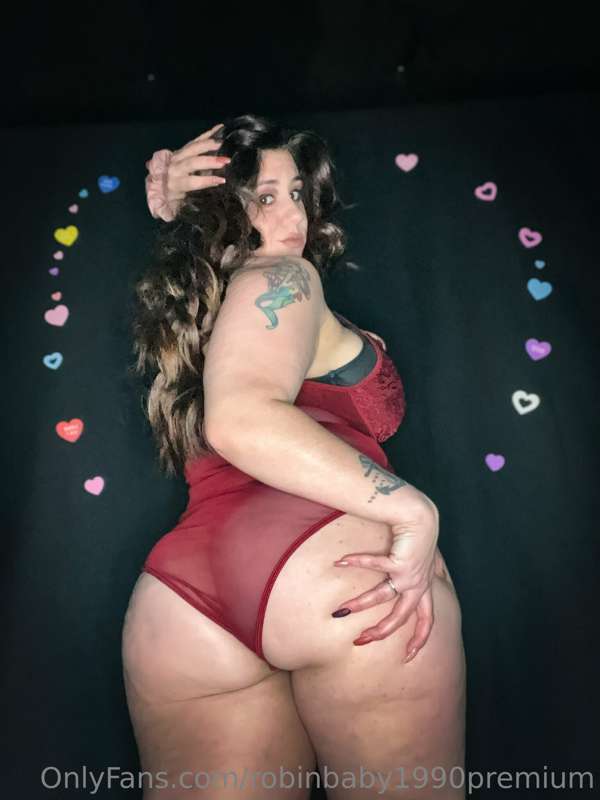 Happy Valentine’s clothed💋 12