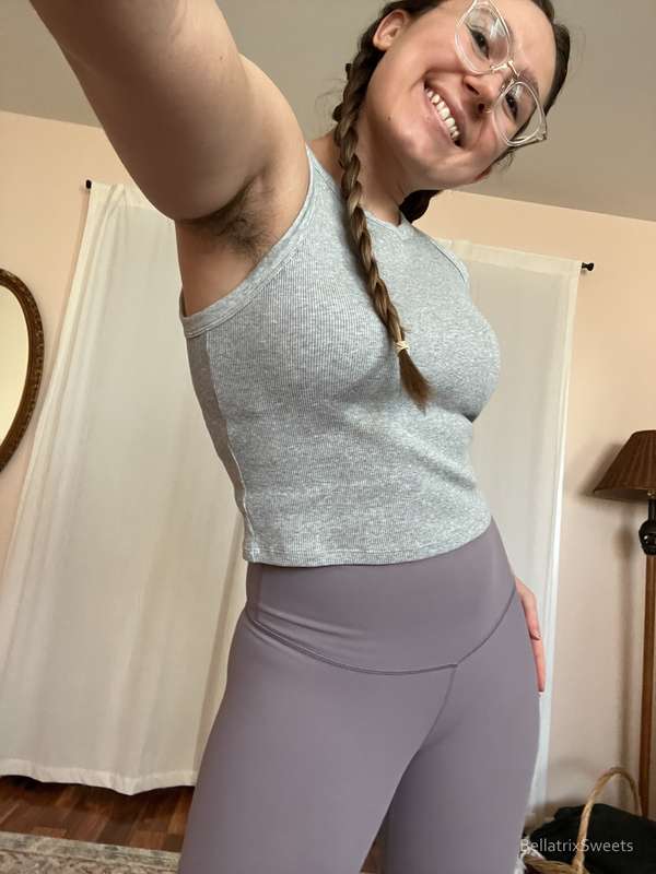 this is my Pilates outfit, would you work out with me? 5