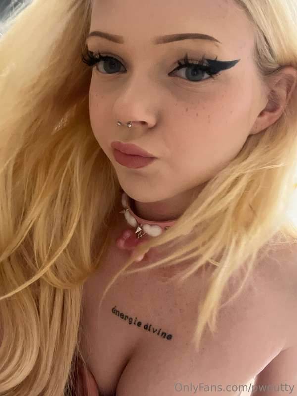 need my makeup ruined rn >.<