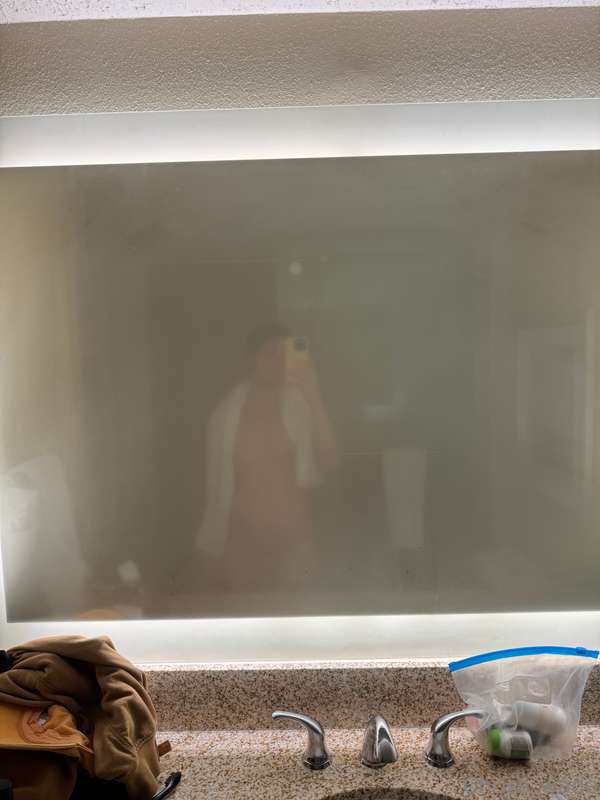 Hot steamy shower 💦🚿