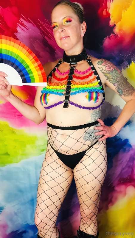 Today is the last day of Pride Month 🌈 so let’s send it out ..