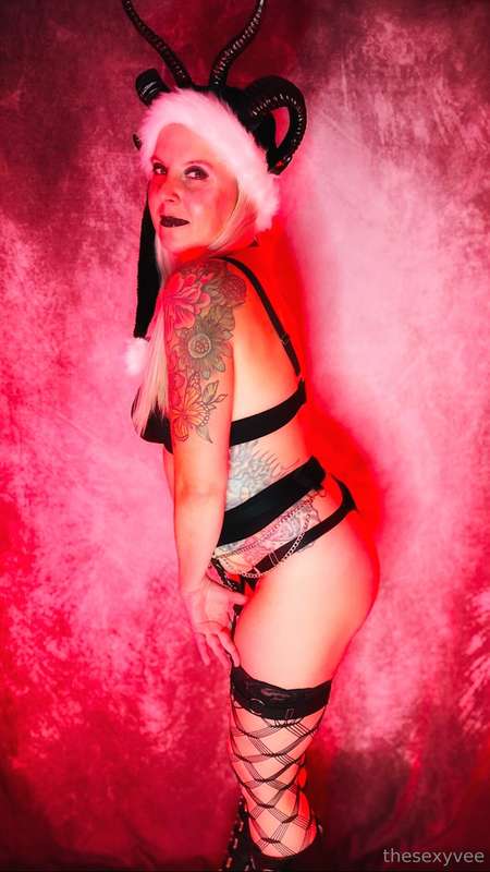 Happy Krampusnacht, have you been naughty or nice? 7