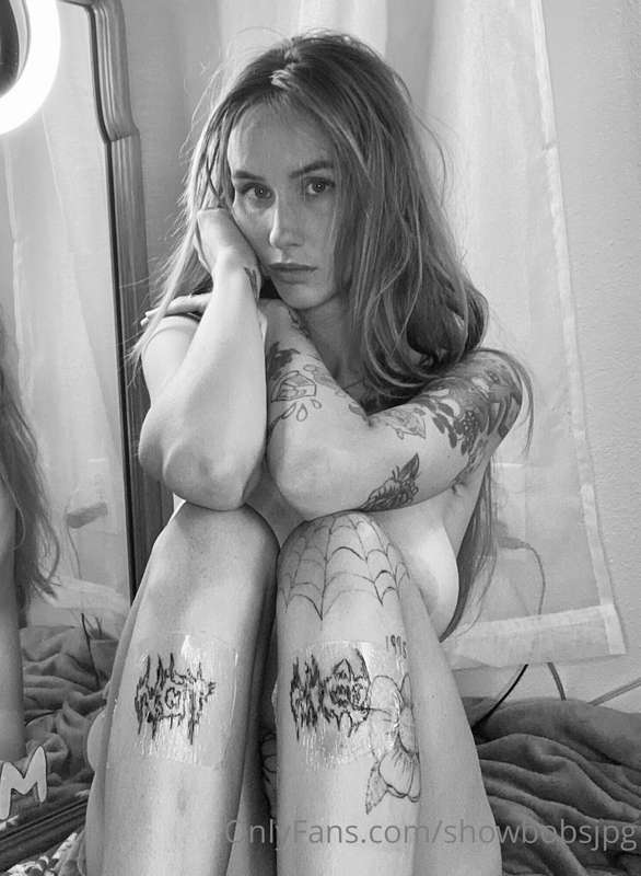 do we like moody b&w pics? I took these for insta originally.. 1