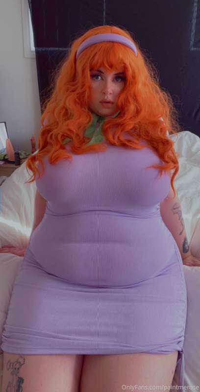 Velma or daphne?